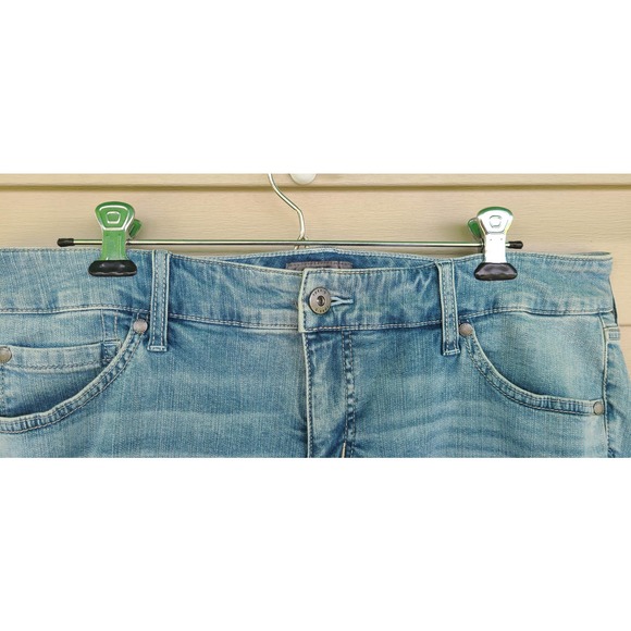 Torrid Mid-Rise Midi‎ Shorts Vintage Stretch Light Wash Size 16 - Picture 3 of 6